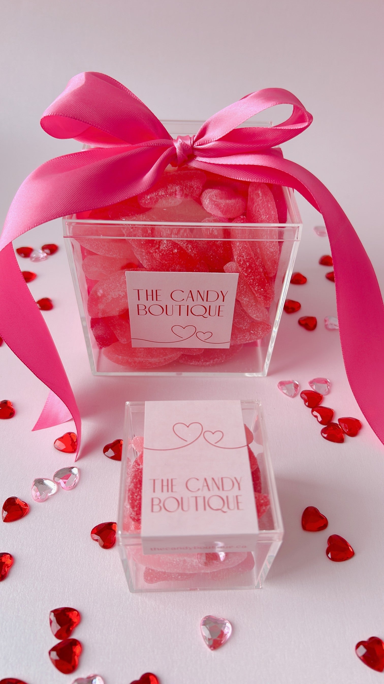 assorted lips shaped candy filled acrylic boxes